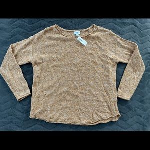 Old Navy Sweater. NWT. Size XL. Color: Tobacco